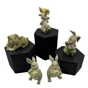 Vintage Decorative Easter Spring Bunnies Floral Daisy Purple Tulip 5 Piece